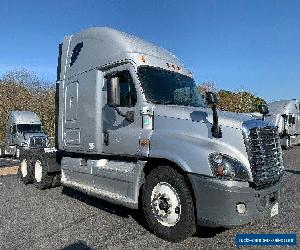 2015 Freightliner CASCADIA 125