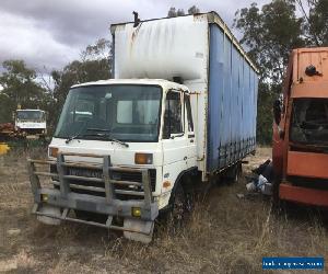 UD - Nissan Diesel, International turbo diesel - 6 speed (WRECKING WRECKING)