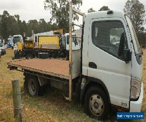 Mitsubishi Fuso canter 2007 table tray top truck. Car Licence truck