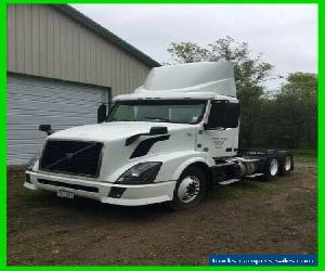 2014 Volvo VNL64T300