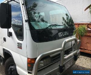 NPR 400 Dual cab tipper 2003