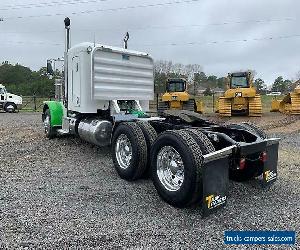 2015 Peterbilt 389