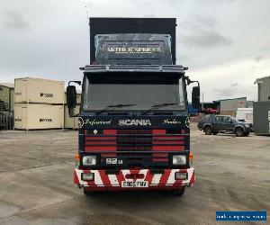 SCANIA 93M 4X2 SLEEPER CAB CURTAINSIDER