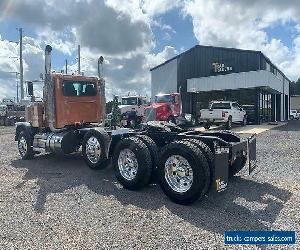 2015 Peterbilt 389