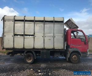 nissan cabstar horsebox cattle truck livestock