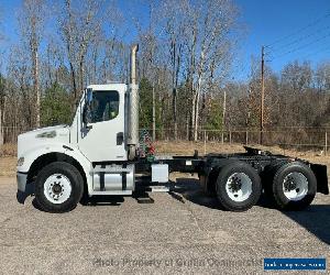 2006 Freightliner DAY CAB TANDEM TRACTOR JUST 17k MILES ONE OWNER AMAZING CONDITION PRE EMISSION CAT