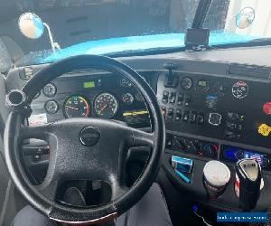 2014 Freightliner Columbia