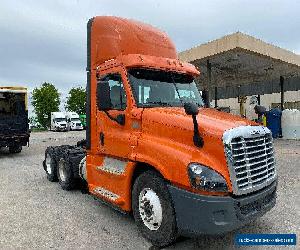 2016 Freightliner CASCADIA 125