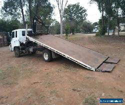 Tilt Tray and Crane Truck for Sale