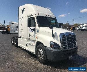 2016 Freightliner CASCADIA 125