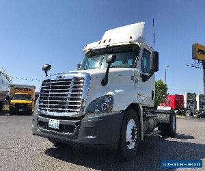 2015 Freightliner CASCADIA 125