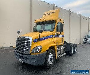 2016 Freightliner CASCADIA 125