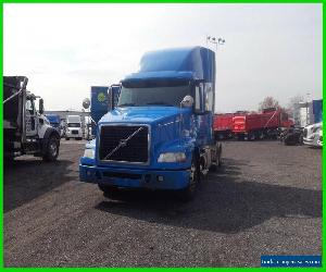 2013 VOLVO VNM64T430