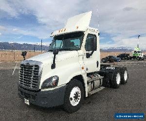 2015 Freightliner CASCADIA 125