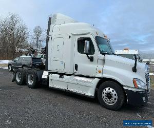 2009 Freightliner Cascadia CA125D