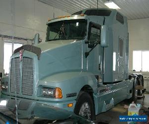 2004 Kenworth T660