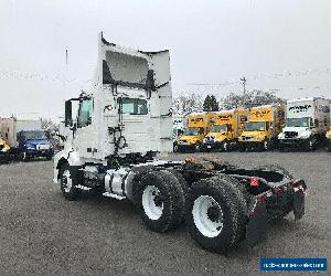 2015 Volvo VNL64T300