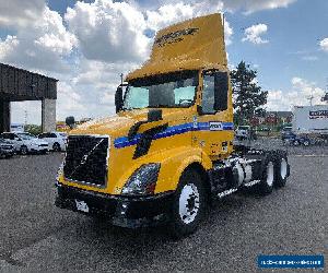 2014 Volvo VNL64T300