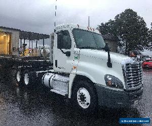 2016 Freightliner CASCADIA 125