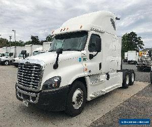 2015 Freightliner CASCADIA 125