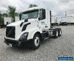 2017 Volvo VNL64T300