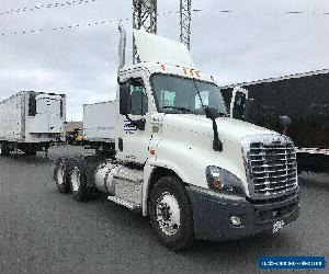 2015 Freightliner CASCADIA 125