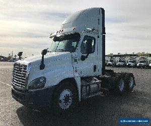 2015 Freightliner CASCADIA 125