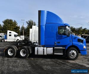 2013 VOLVO VNM430