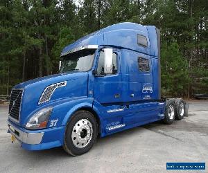 2010 Volvo VNL64T780 for Sale