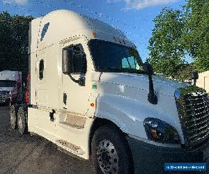 2015 Freightliner CASCADIA 125