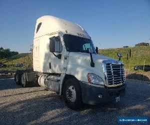 2016 Freightliner CASCADIA 125