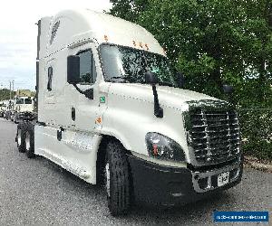 2015 Freightliner CASCADIA 125