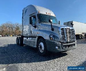 2015 Freightliner CASCADIA 125