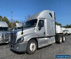 2015 Freightliner CASCADIA 125