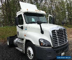 2015 Freightliner CASCADIA 125