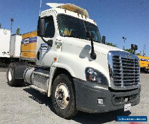 2017 Freightliner CASCADIA 125