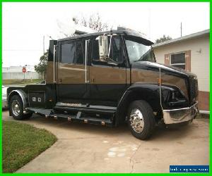 2001 Freightliner FL70