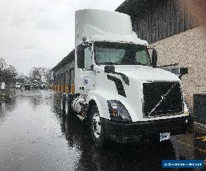 2015 Volvo VNL64T300 for Sale