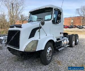 2006 Volvo VNL for Sale