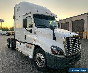 2015 Freightliner CASCADIA 125