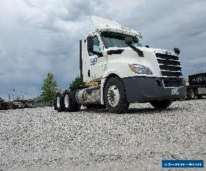 2018 Freightliner T12664ST for Sale