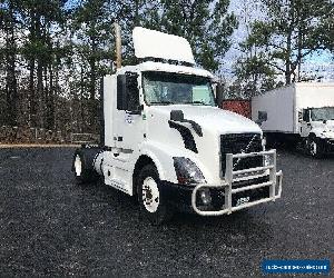 2013 Volvo VNL42T300