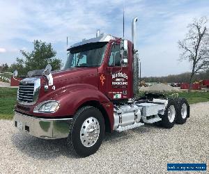 2005 Freightliner Columbia for Sale
