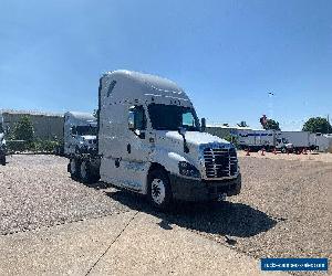 2018 Freightliner CASCADIA 125