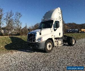 2015 Freightliner CASCADIA 125