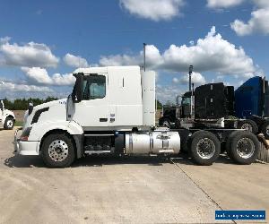 2012 Volvo VNL64T670