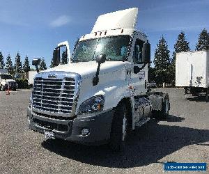 2017 Freightliner CASCADIA 125