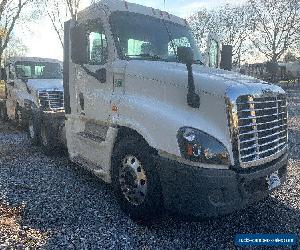 2016 Freightliner CASCADIA 125