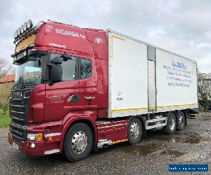 Scania V8 730 8 Wheeler Rigid Boxed Beavertail Lorry