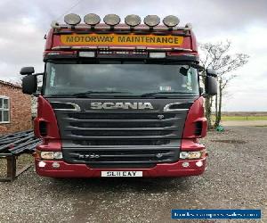 Scania V8 730 8 Wheeler Rigid Boxed Beavertail Lorry